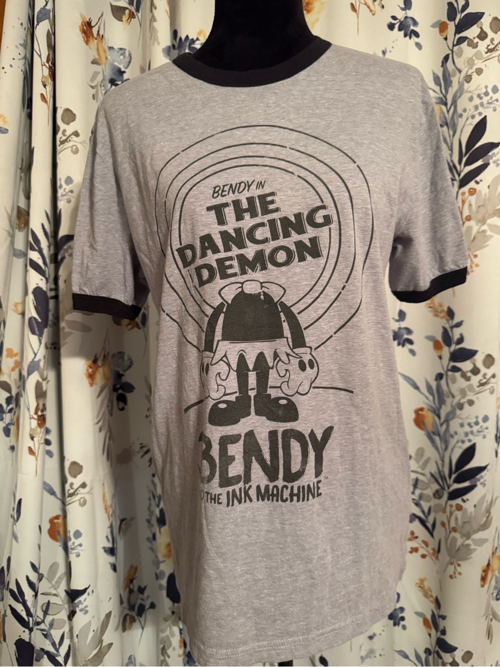 Bendy The Dancing Demon Grey Ringer T-Shirt Size M B4